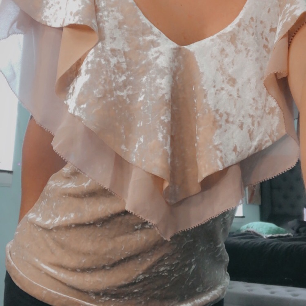 Baby Pink Crushed Velvet Flowy Babydoll Top - Picture 2 of 4